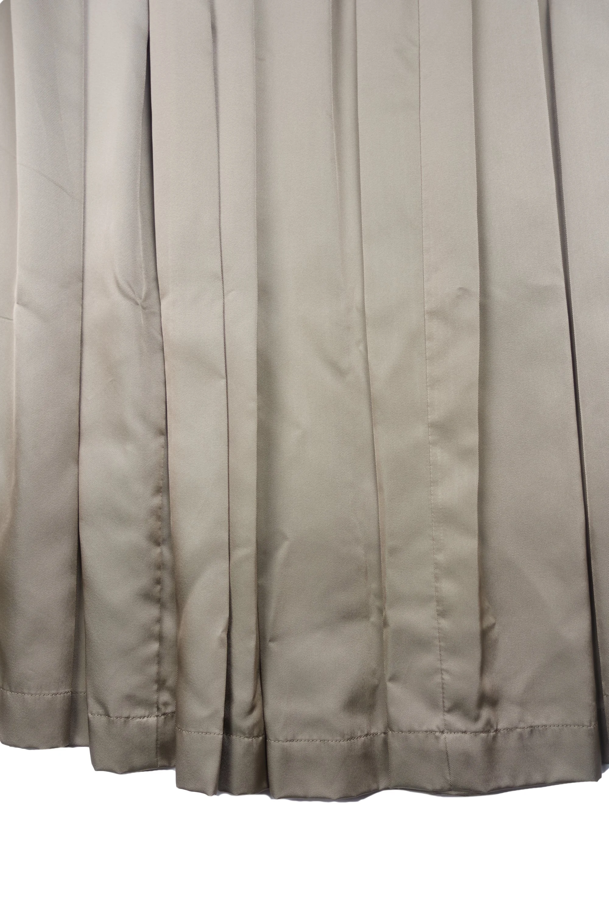 230515 2381 Tricot Comme Des Garcons 2003 deconstructed iridescent skirt.jpg