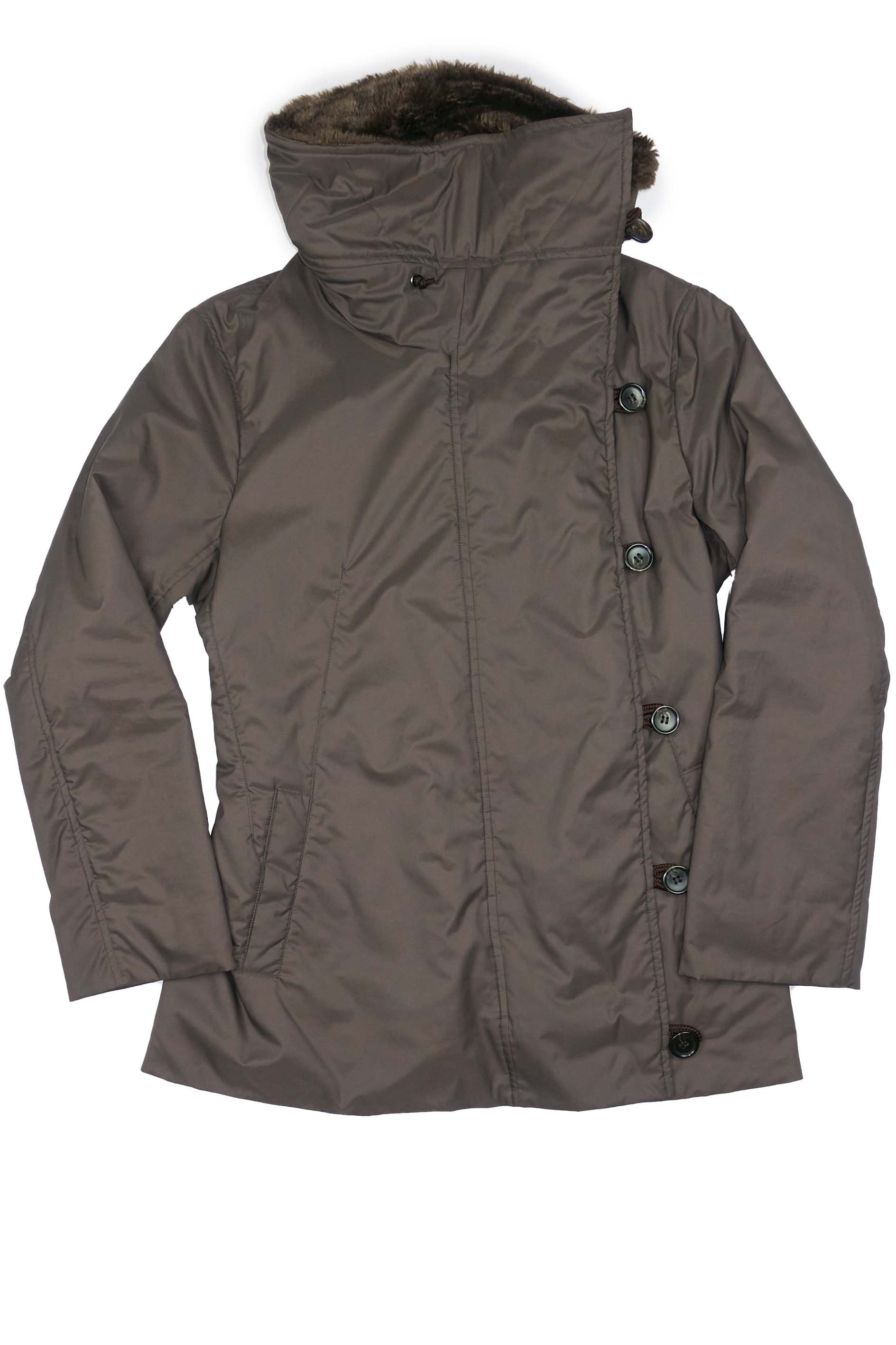 230609 3 Issey Miyake padded jacket with faux fur collar.jpg