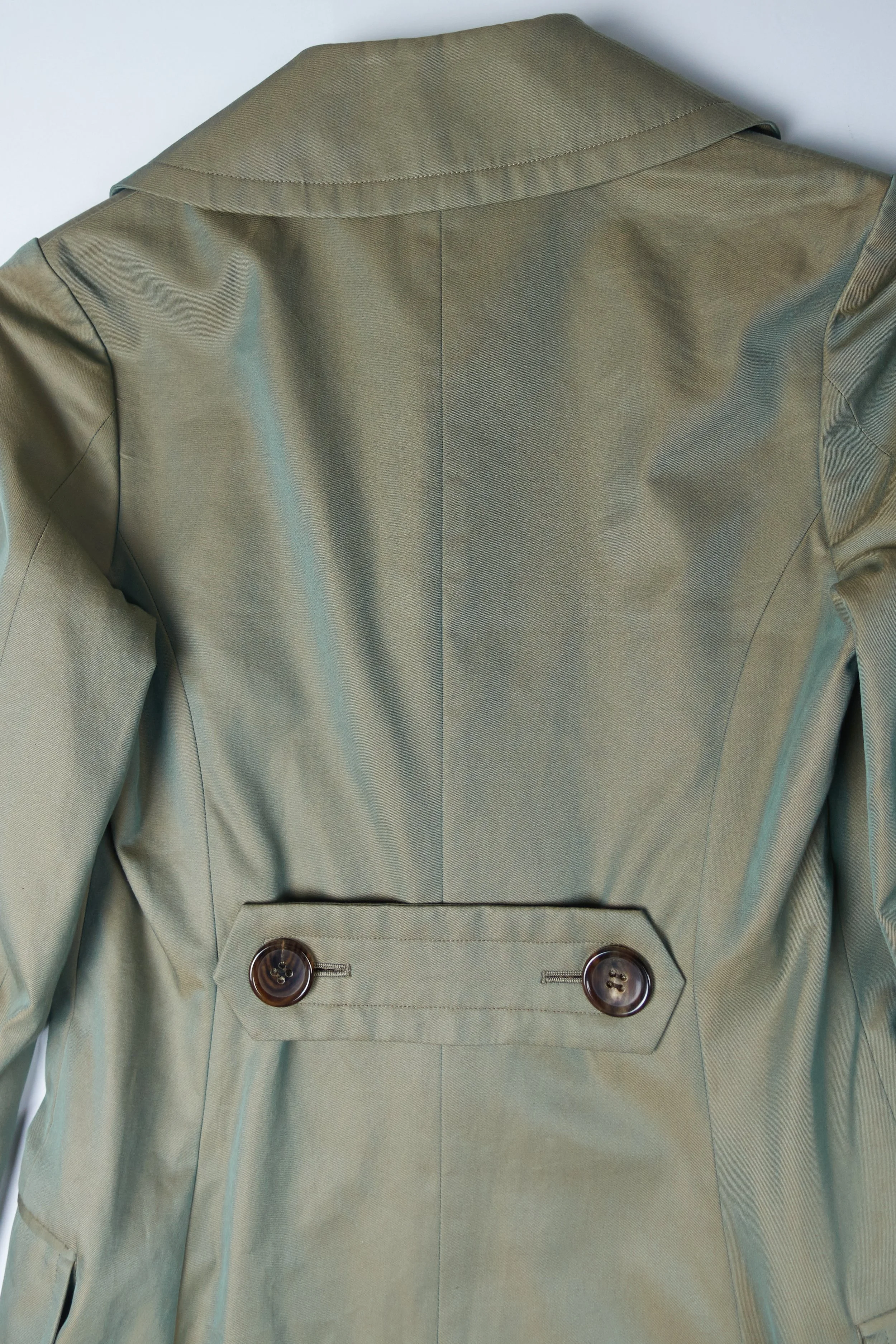 230727 TCDG iridescent coat 2003 0118.jpg