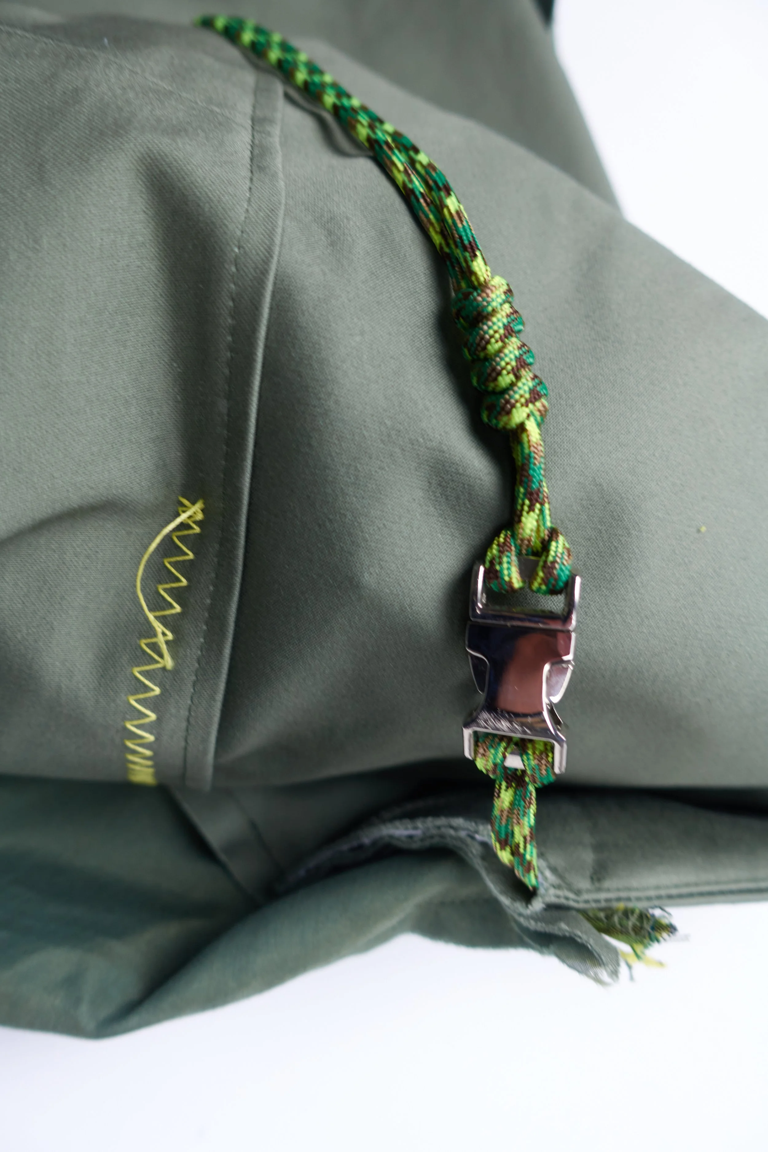 230727 VoC para skirt green with yellow  0320.jpg