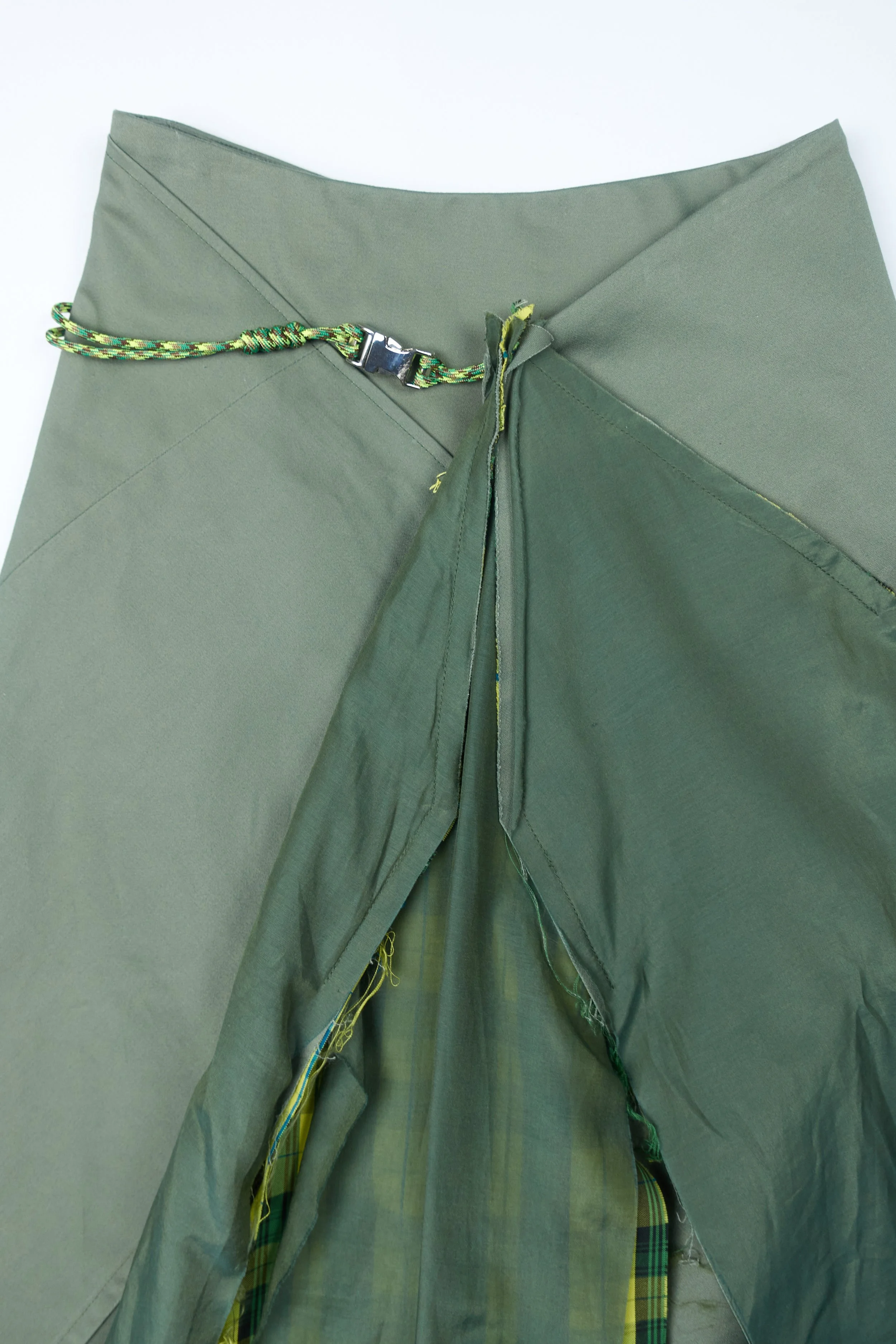 230727 VoC para skirt green with yellow  0295.jpg