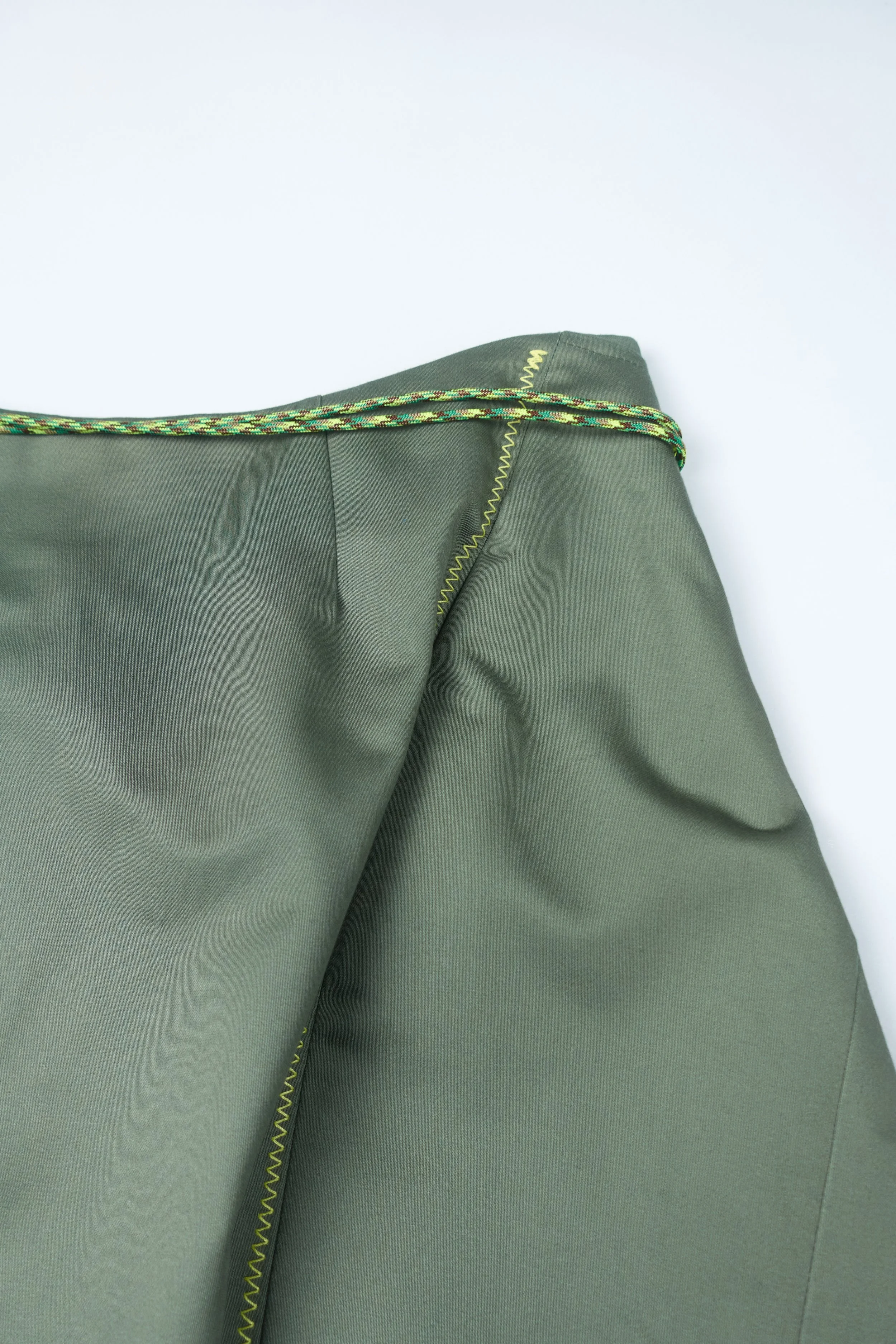 230727 VoC para skirt green with yellow  0312.jpg