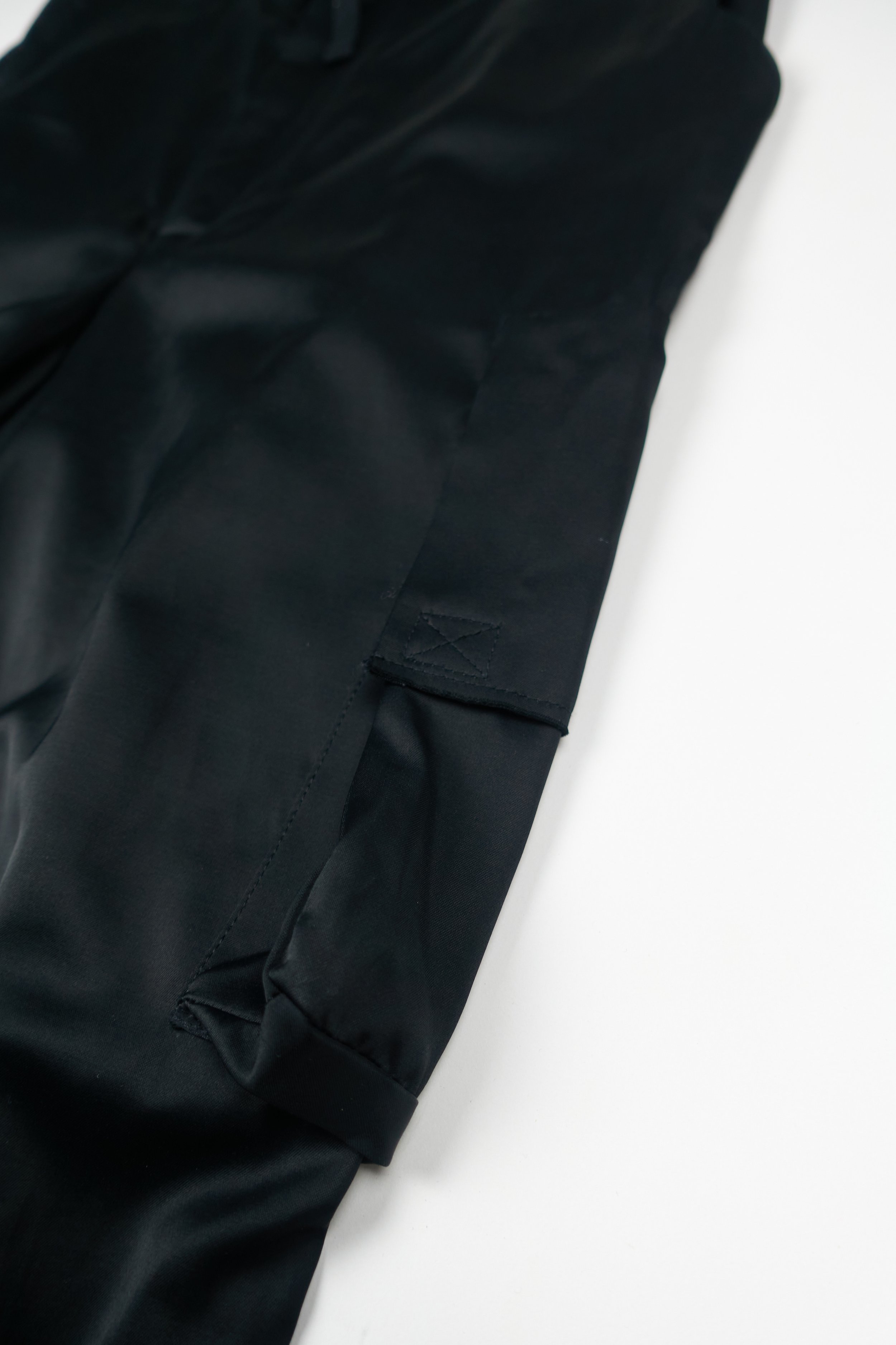 230727 VoC cargo pants lightweight black cupra 0261.jpg