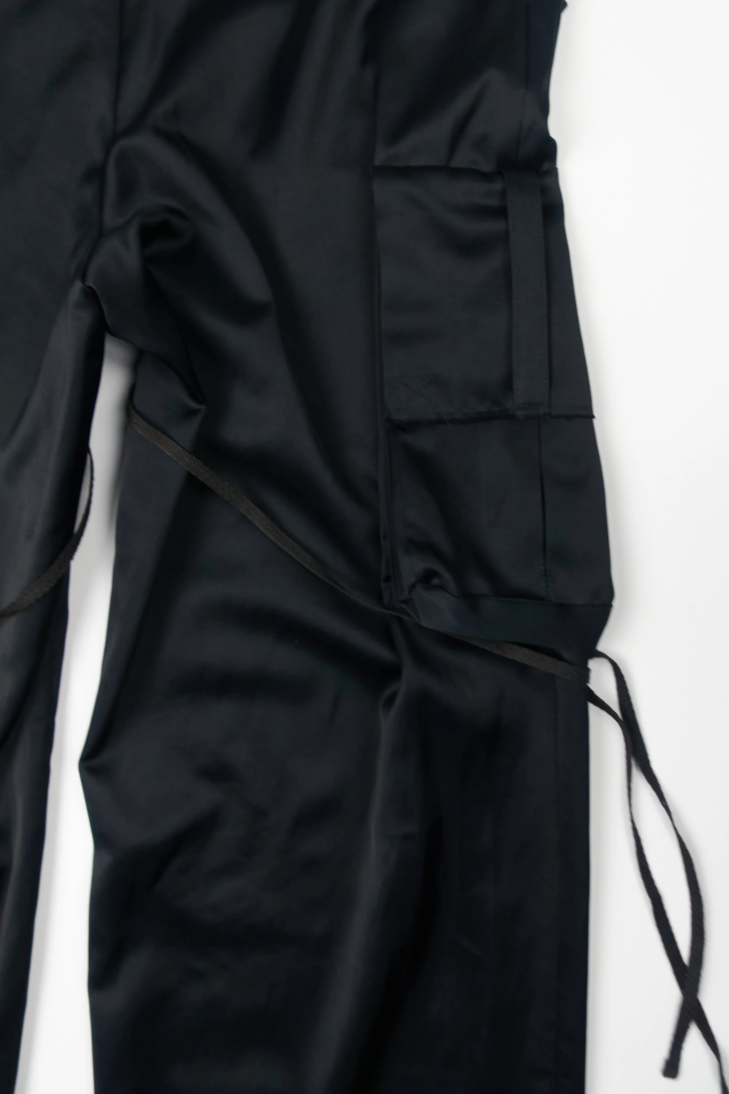 230727 VoC cargo pants lightweight black cupra 0269.jpg