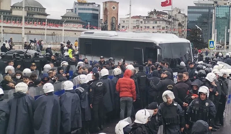 Türkiye: Haber Takibi Yapan En Az Altı Kadın Gazeteci Polis Şiddetine Uğradı