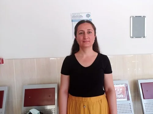 Türkiye: CFWIJ Gazeteci Roza Metina’nın Derhal Beraatini Talep Ediyor