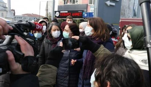 Türkiye: CFWIJ Haber Takibi Yapan Beş Kadın Gazeteciye Karşı Uygulanan Polis Şiddetini Kınıyor