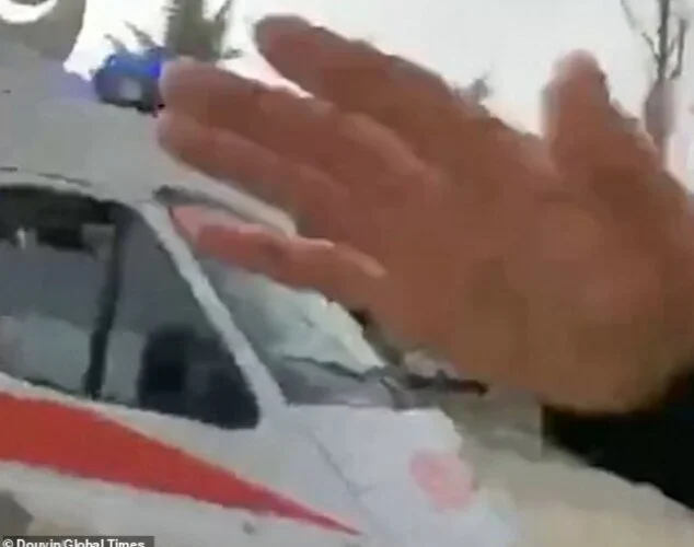 China: CFWIJ Condemns The Beating Of A Female Journalist