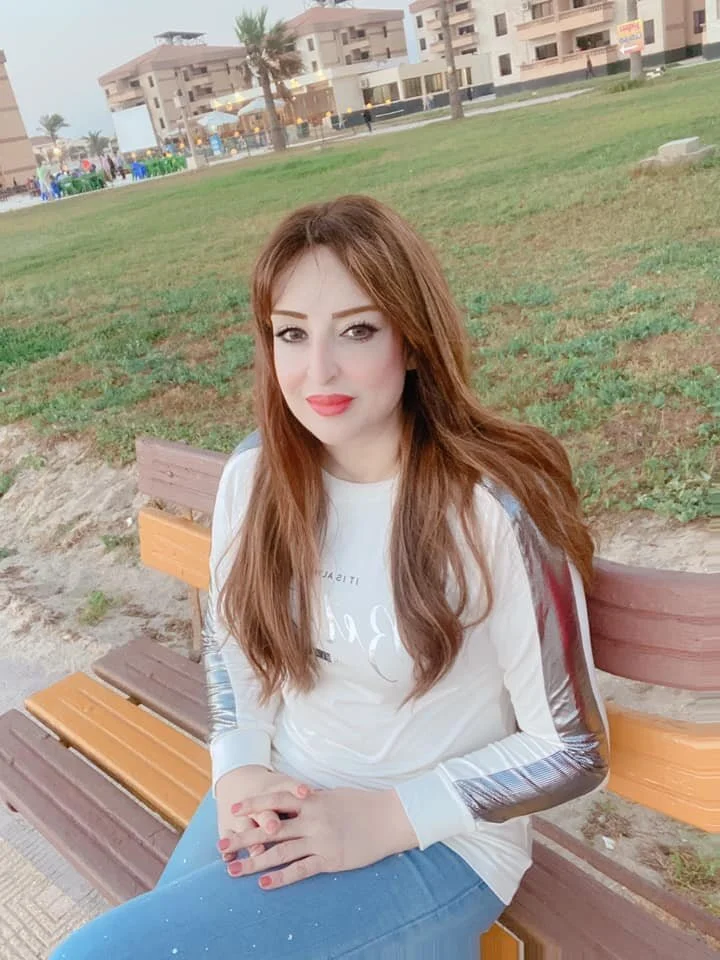 #مصر: بعد اختفائها لمدة ثلاثة أسابيع ، الصحفية دعاء خليفة محتجزة تعسفيا في أحد السجون المصرية.