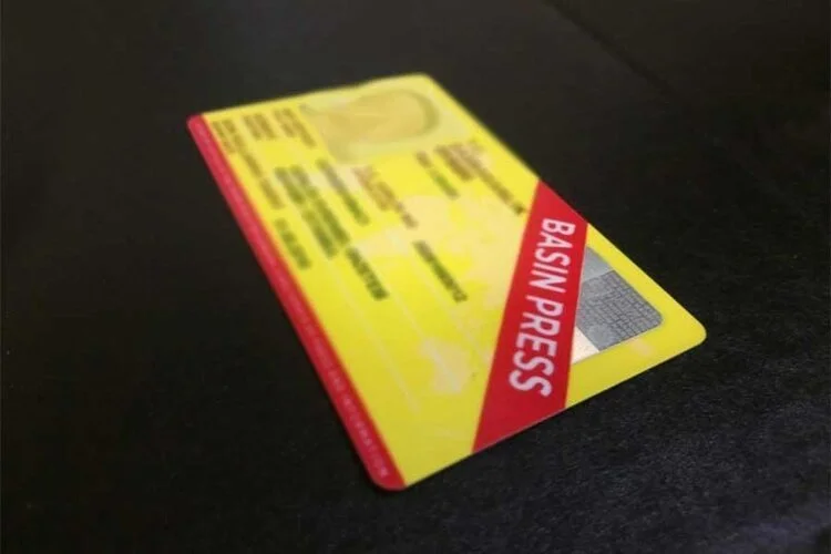 Türkiye: Gazetecilerin Basın Kartlarının İptali Basın Özgürlüğüne Yapılmış Bir Saldırıdır