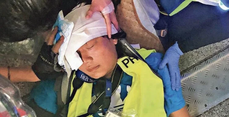 Hong Kong: CFWIJ Demands Justice For Blinded Journalist Veby Mega Indah