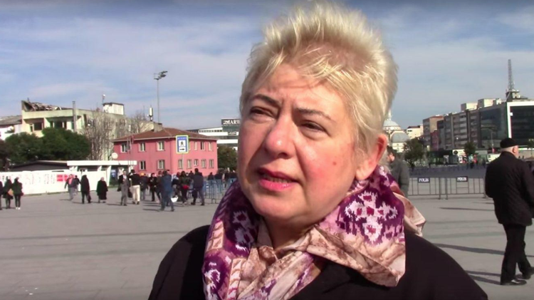 Türkiye: Ayşe Düzkan'ın 6 Ay Sonunda Serbest Bırakılmasını Memnuniyetle Karşılıyoruz.