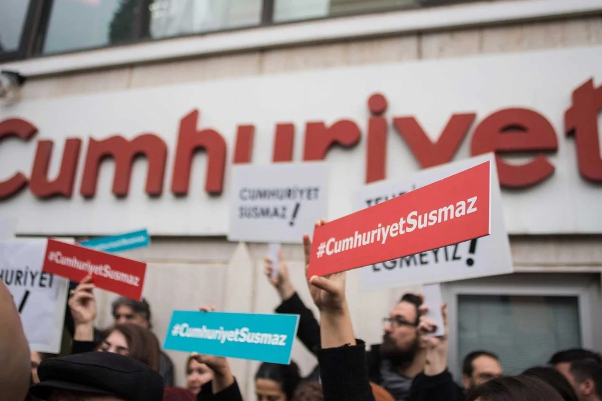 Turkey: Legal Ordeal Against Cumhuriyet Reporters And Editors Continues As The Hearing Was Adjourned To The Next Year