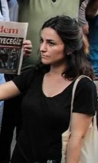 Türkiye’de Kadın Gazetecilere Yönelik Şiddet Devam Ediyor — CFWIJ Gazetecilerin Güvenliğinden Endişe Duyuyor