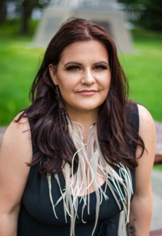 Canada: Police Officer Grabs and Threatens Brandi Morin with Arrest During Fairy Creek Raid