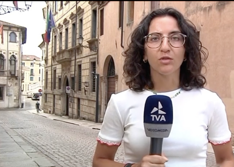 Italy: Man Hurls Glass Bottle at Journalist Martina Mazzaro Reporting in Park