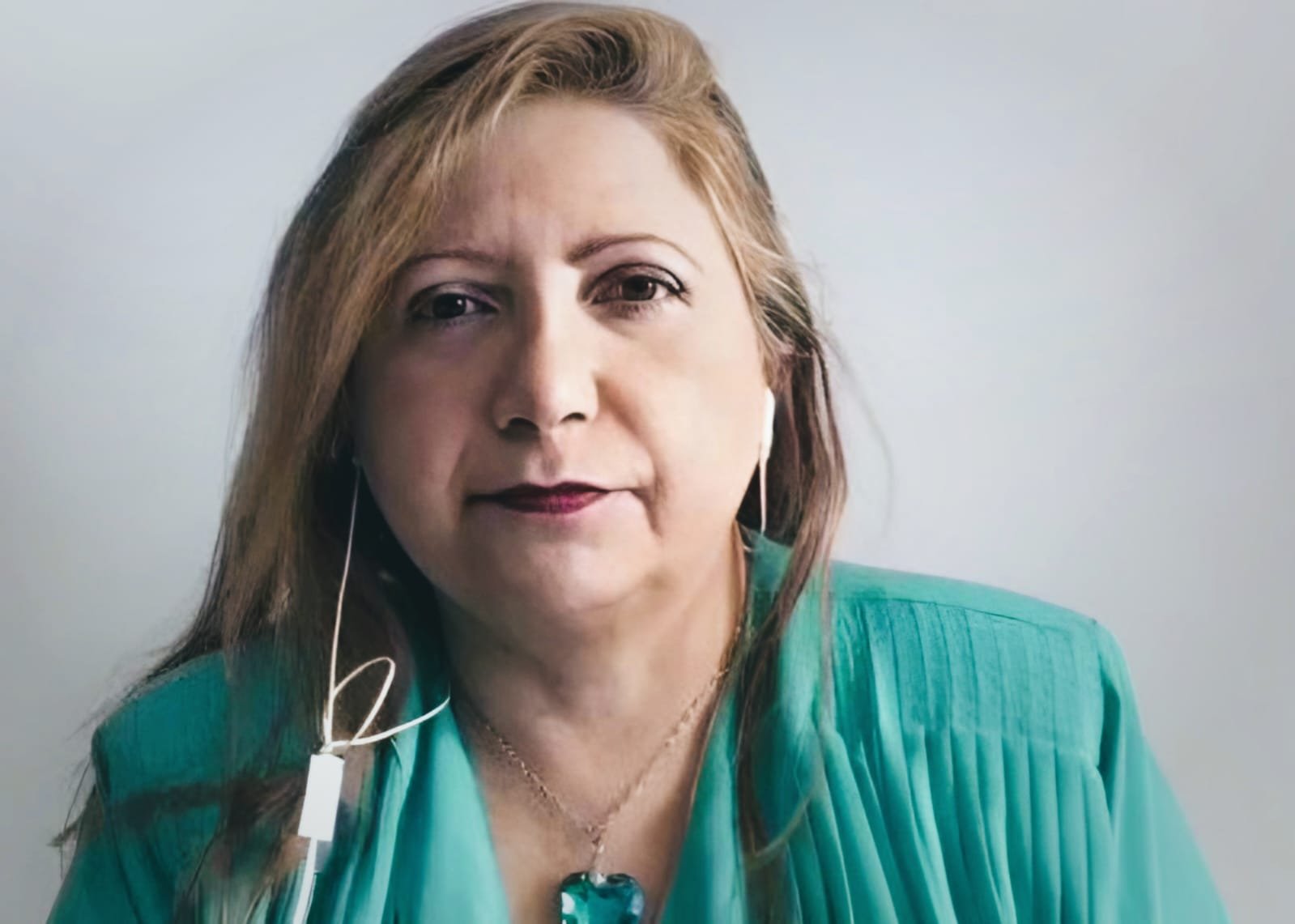 Venezuela: Arrest Order Targeting Exiled Military Reporter Sebastiana Barráez