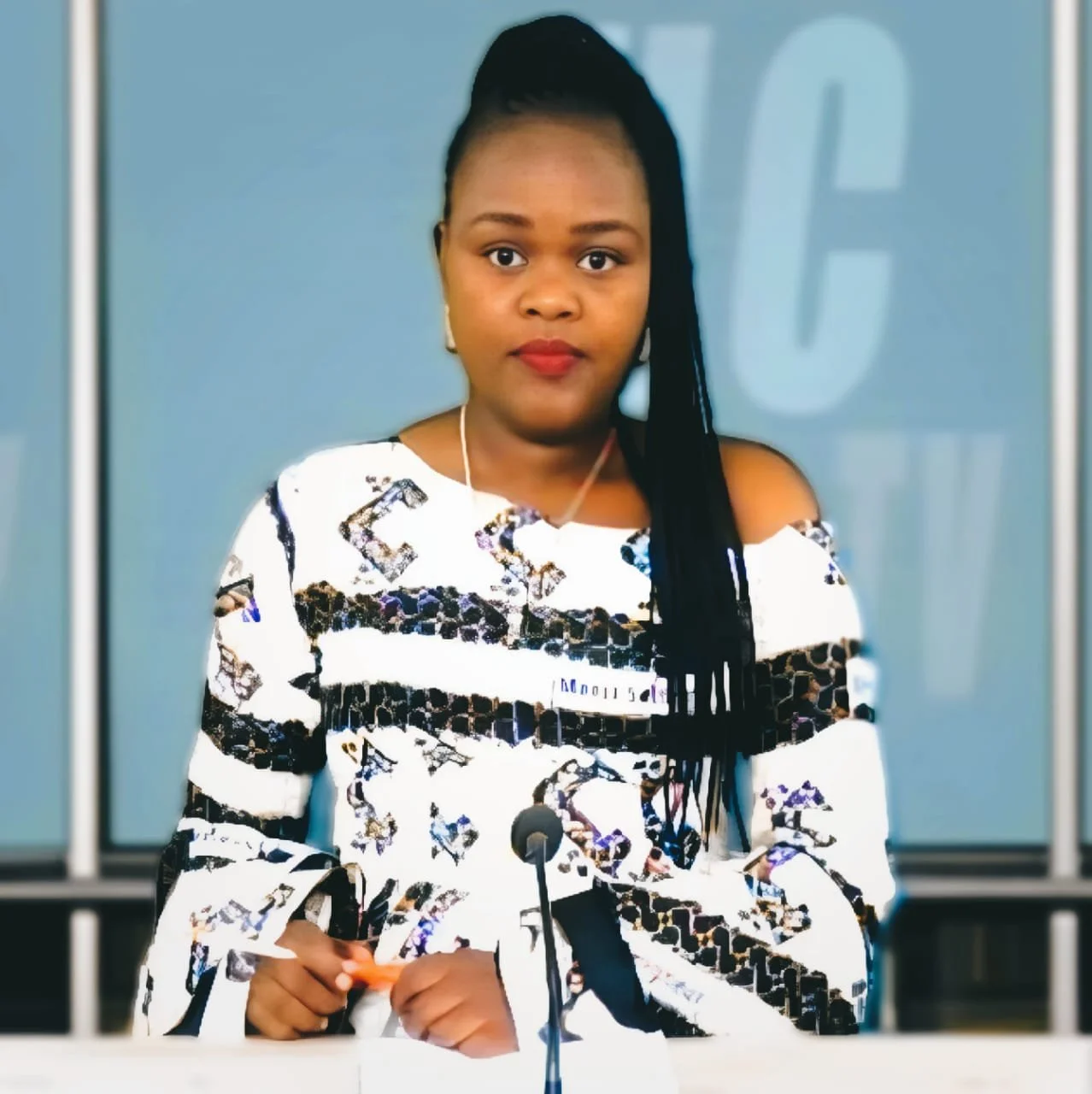 DRC: Yvonne Kapinga Threatened During Reporting on School Wall Collapse