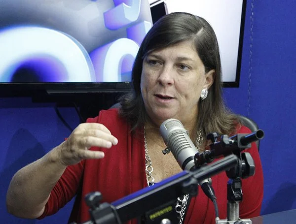 Peru: Ultra-Right Harasses Award-Winning Journalist Rosa María Palacios At Home