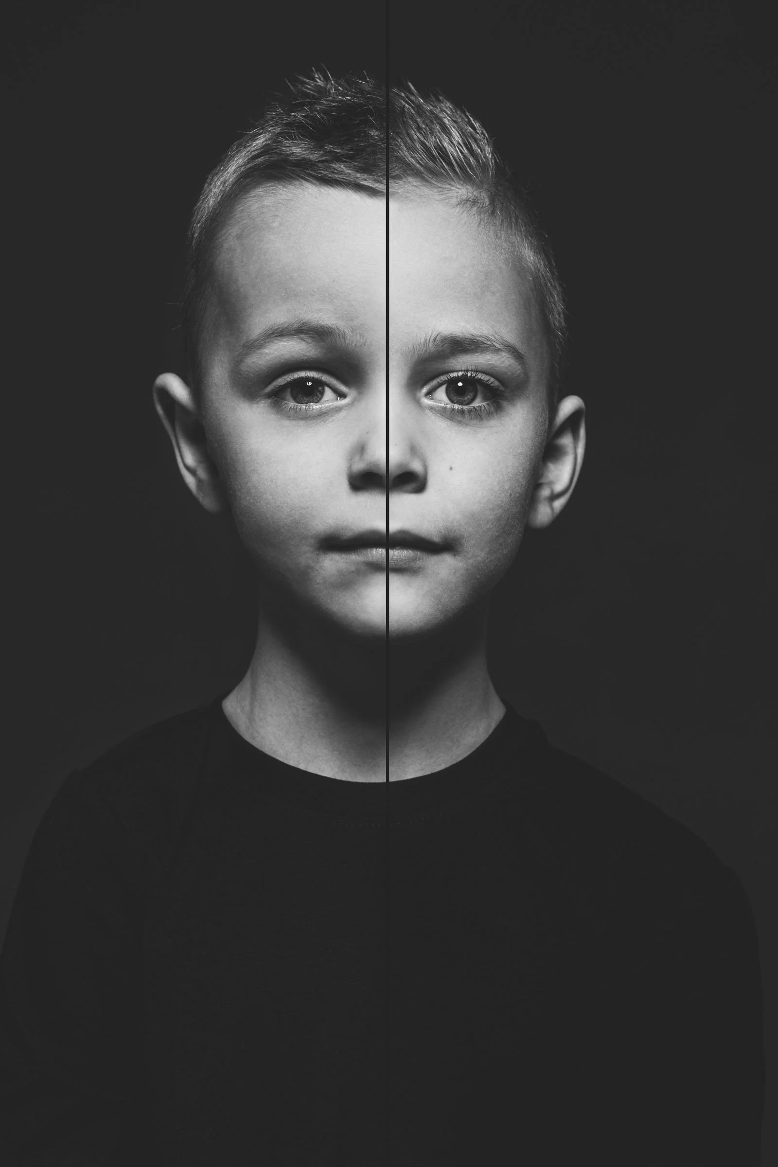 Duo portret van broers  in studio Zuid-Holland