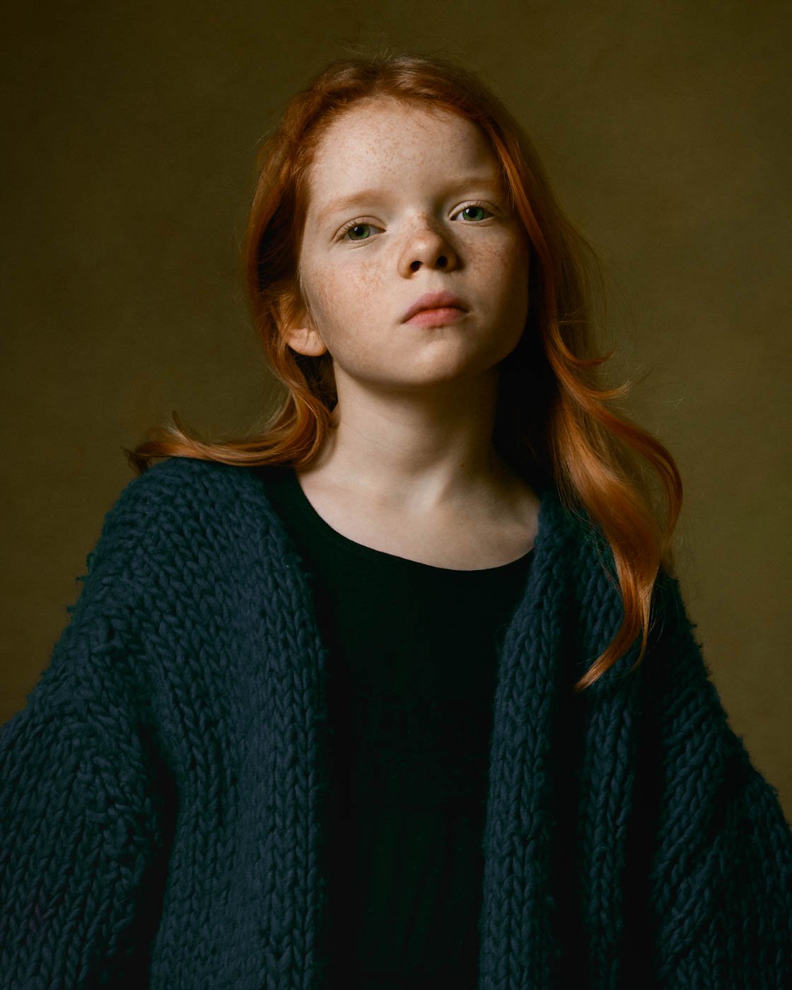 Kinderportret van een meisje in de studio door kinderfotograaf in Zoetermeer