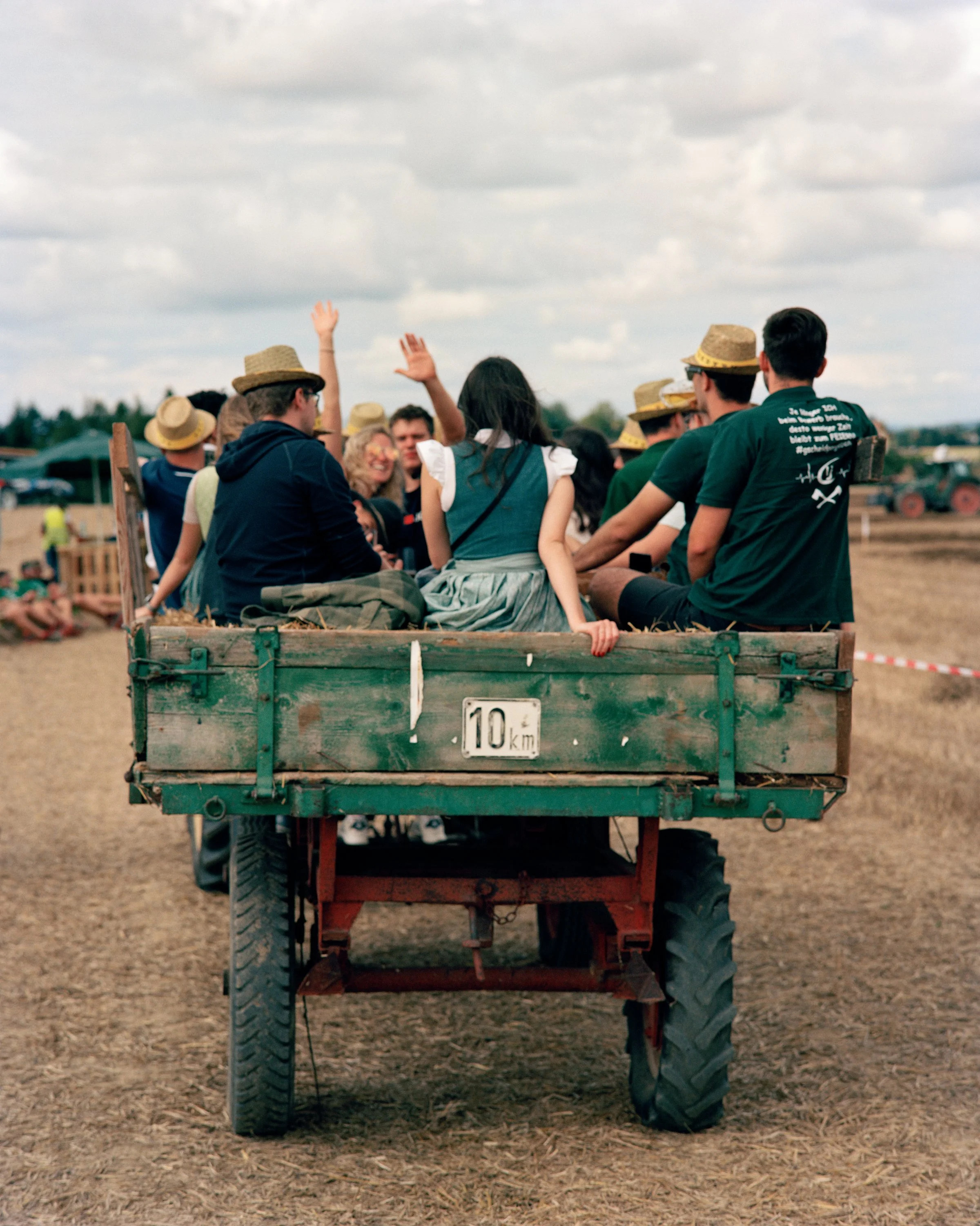 from the series: LAND jugend (COUNTRY youth)