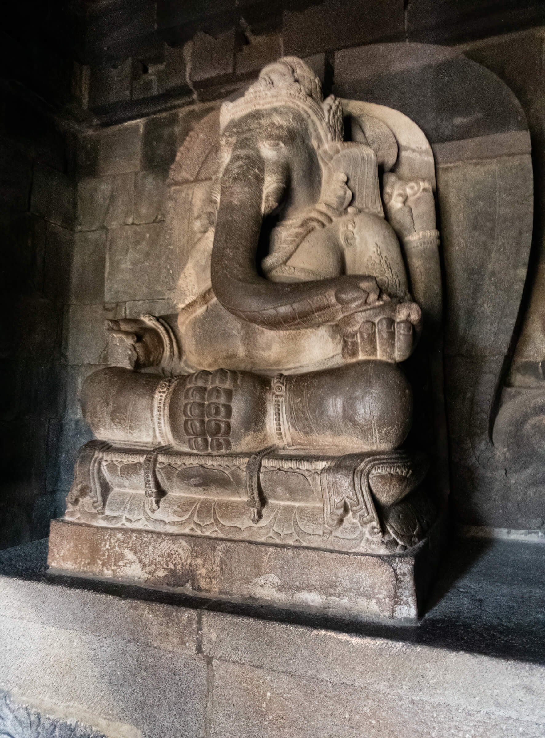 05.06 Yogyakarta-Borobudur 2-37.jpg