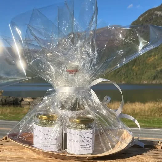 Oppstryn urtemanufaktur.jpg