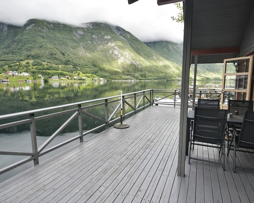 Steinsvik Fjordhytter