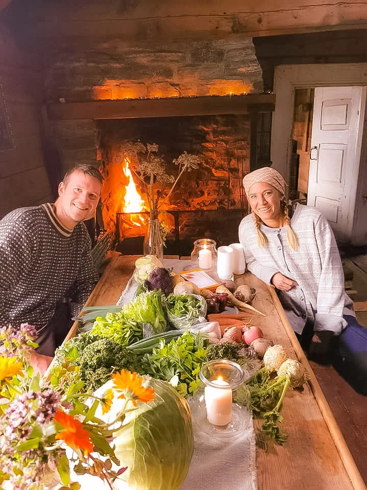 Volda Bygdetun, grønt Foto Kari Ryslett, Høgskulen i Volda.jpg