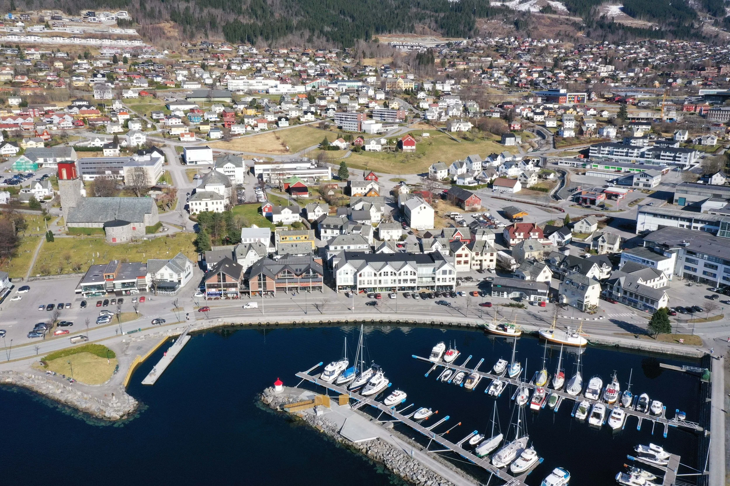 Volda _0619 Foto Erlend Sporstøl Vikestrand_edited.jpg