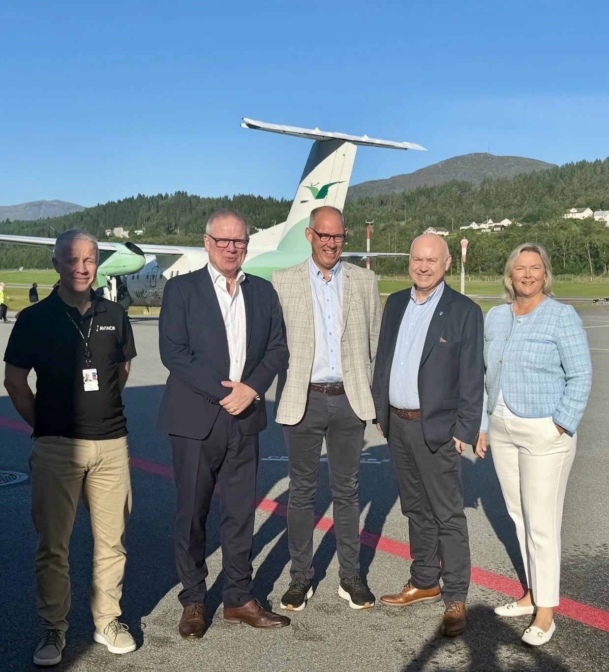 Stortingskomiteen på besøk i Ørsta og Volda.                           No må det skje noko på E39!