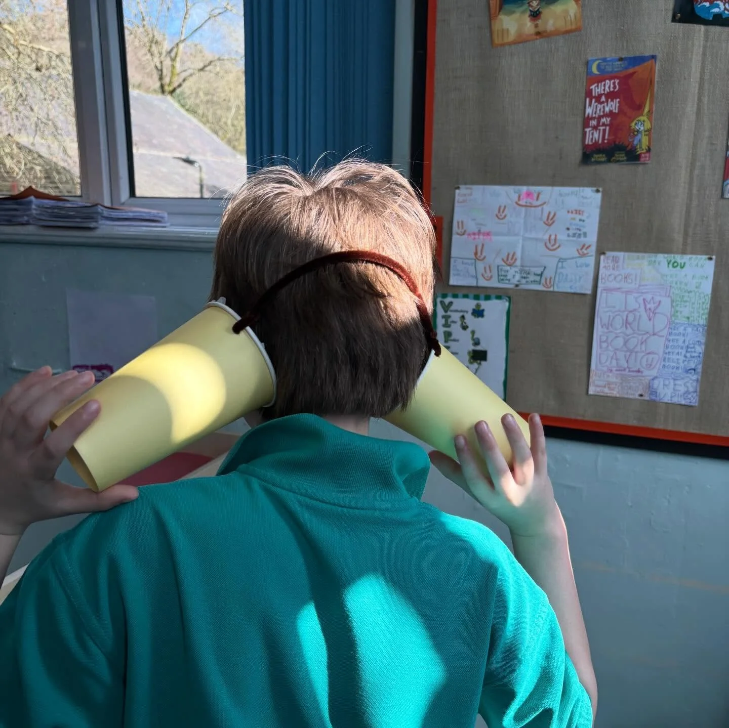 Kingfishers had a brilliant time finding out which materials worked to insulate sound by making their own ear defenders as part of our science topic on sound. 
#britishscienceweek #hebdenbridgeschoolsfederation #hebdenbridgeschools
