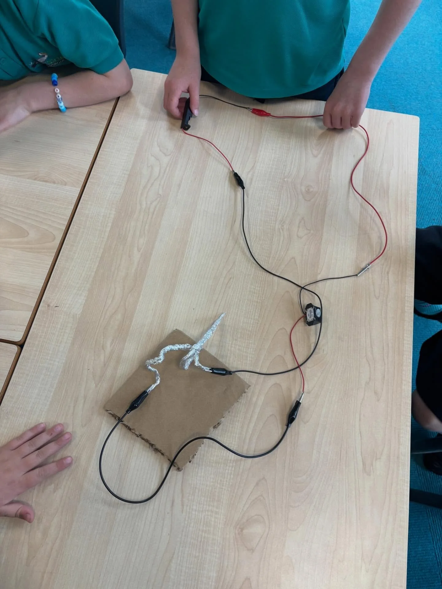 This week, Kingfishers had a brilliant time creating games using their knowledge of electrical circuits! ⚡️

#hebdenbridgeschoolsfederation #hebdenbridgeschools
