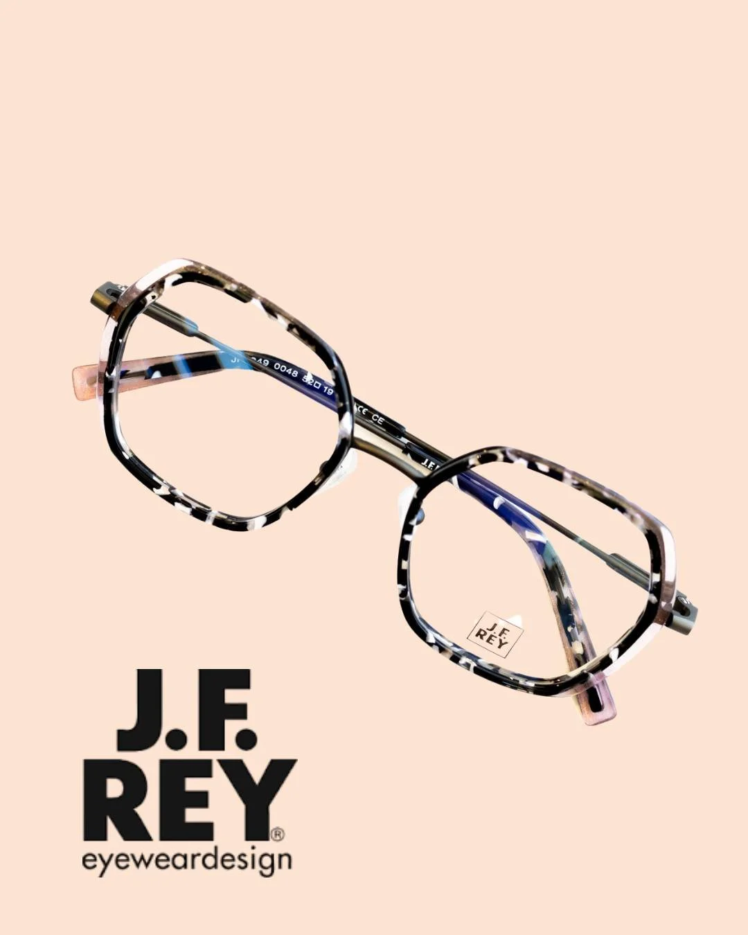 Small frames, big style. JF REY petite isn&rsquo;t for kids, it&rsquo;s for adults with smaller faces who want eyewear that fits perfectly without compromising on design. Bold shapes, inventive angles, and meticulous craftsmanship make every frame a 