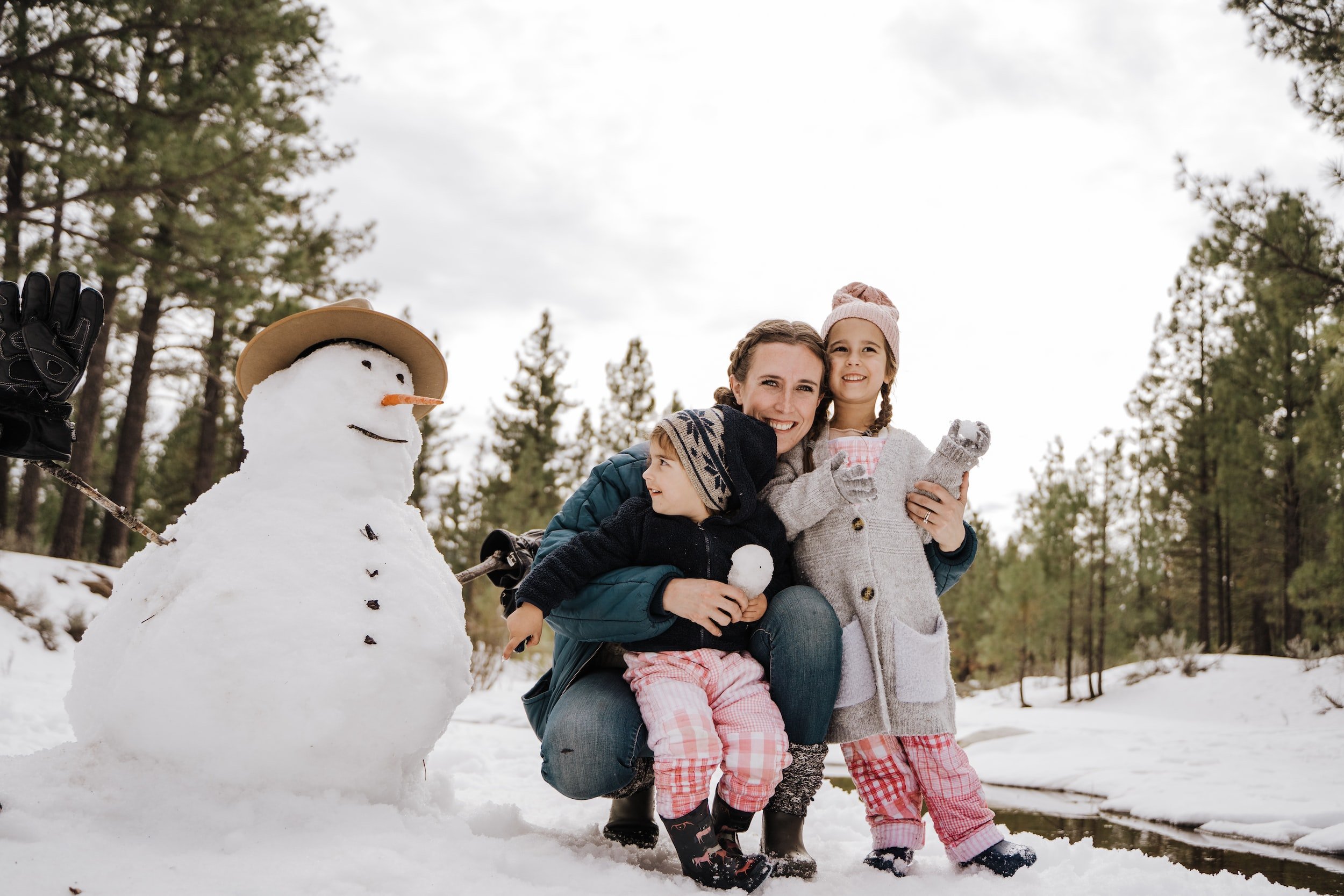 Find Happiness and Confidence During Holiday Chaos For Young Mothers