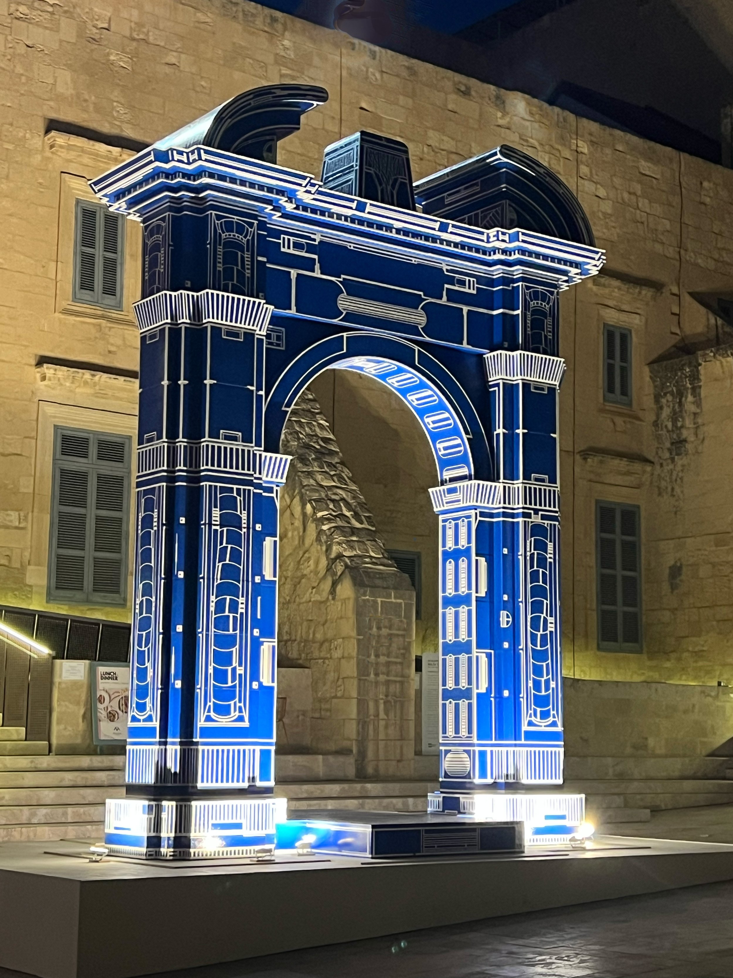 Arch_night_02.jpg