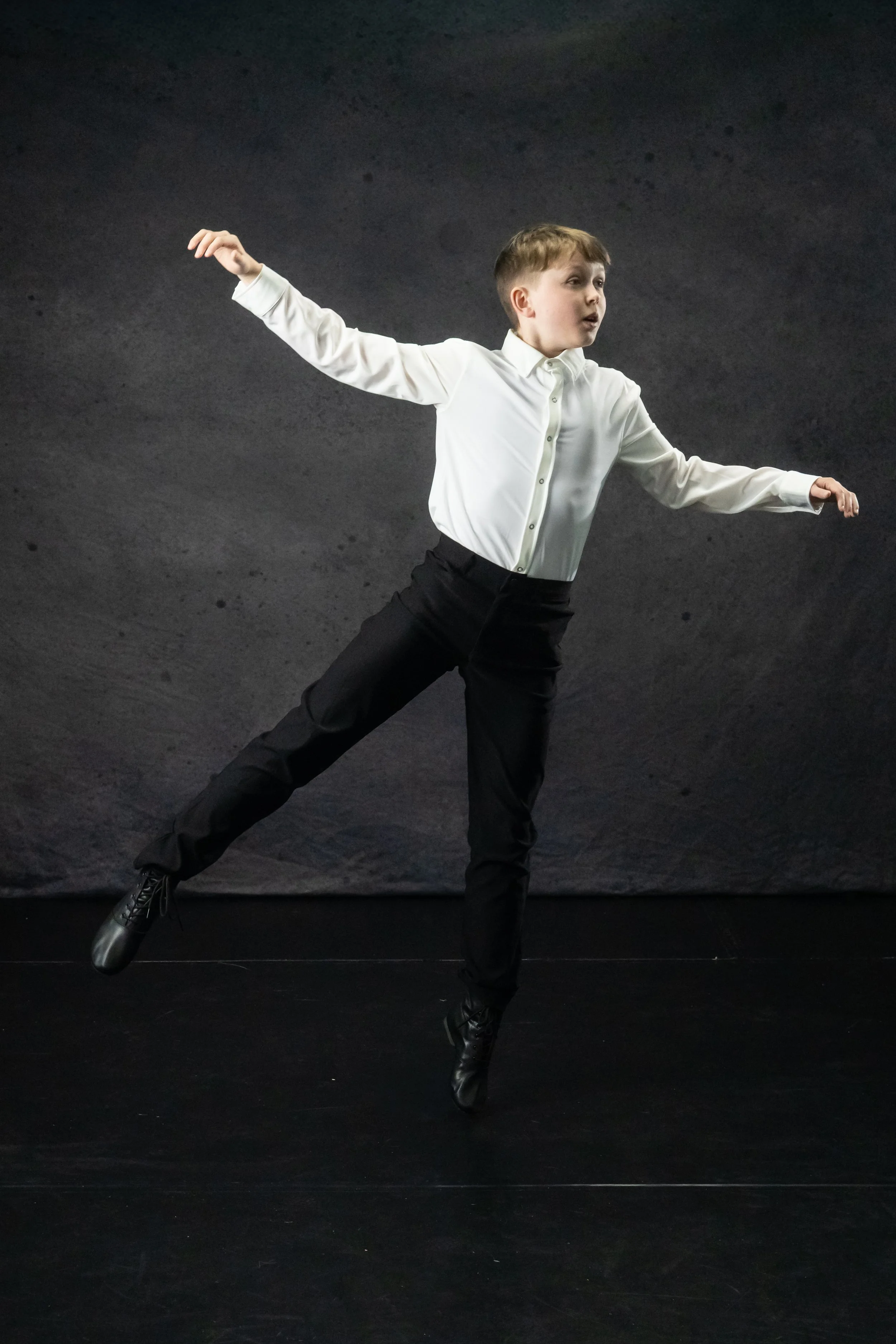 Musical theatre dance