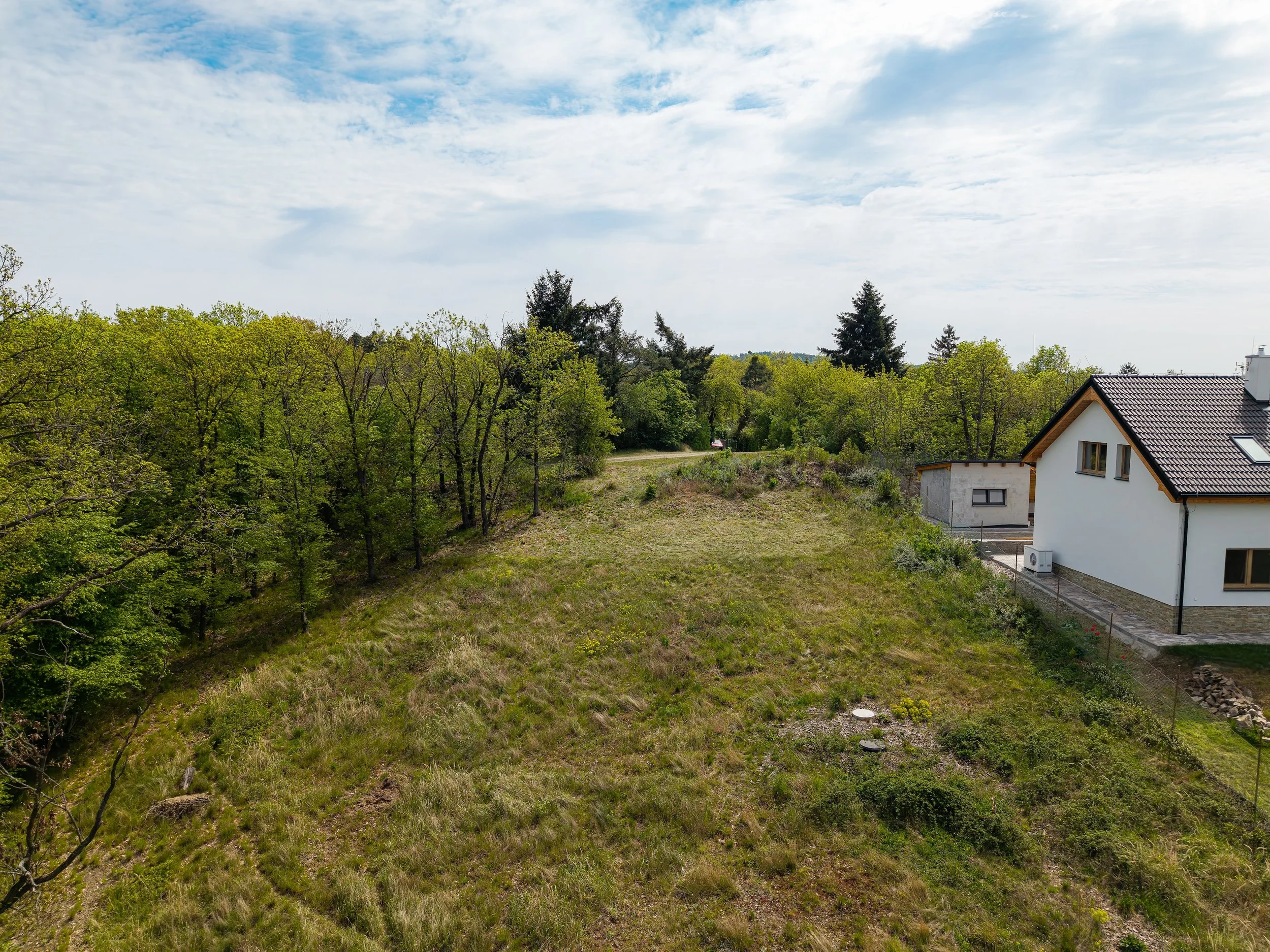 Pozemek Hradištko-6.jpg