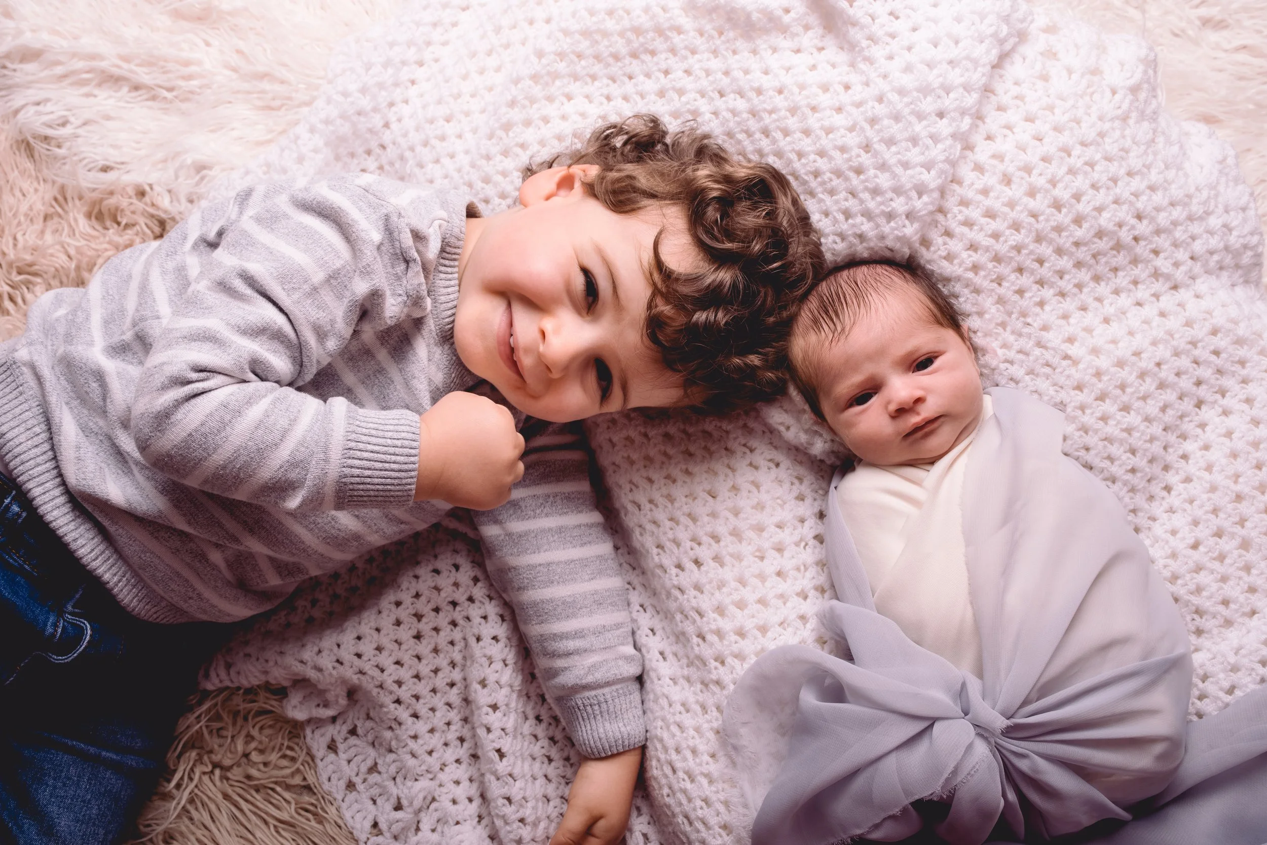 Toulouse-Photographe-naissance-Frère-soeur
