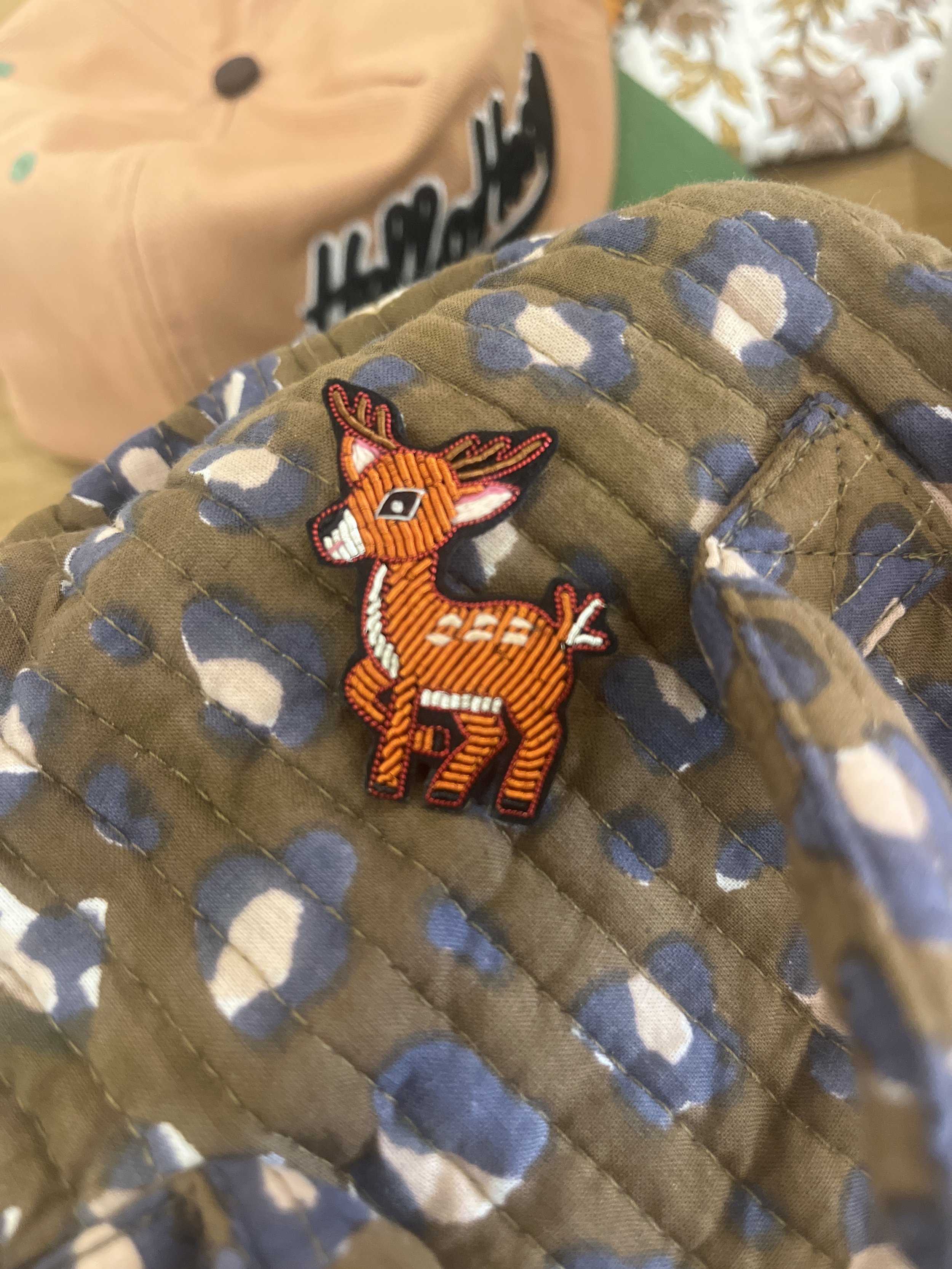 Broche Biche
