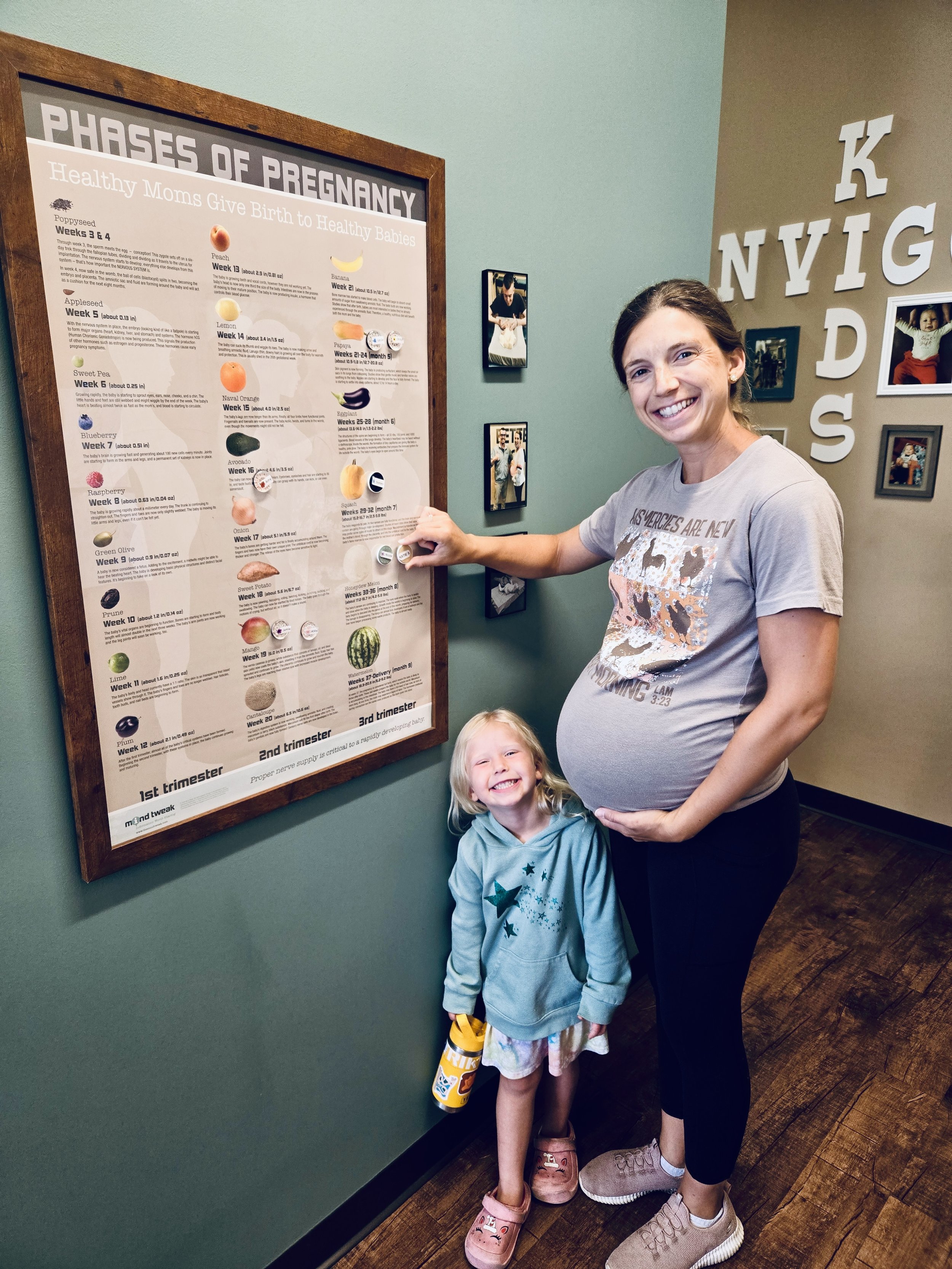 pregnant_chiro_adjustment