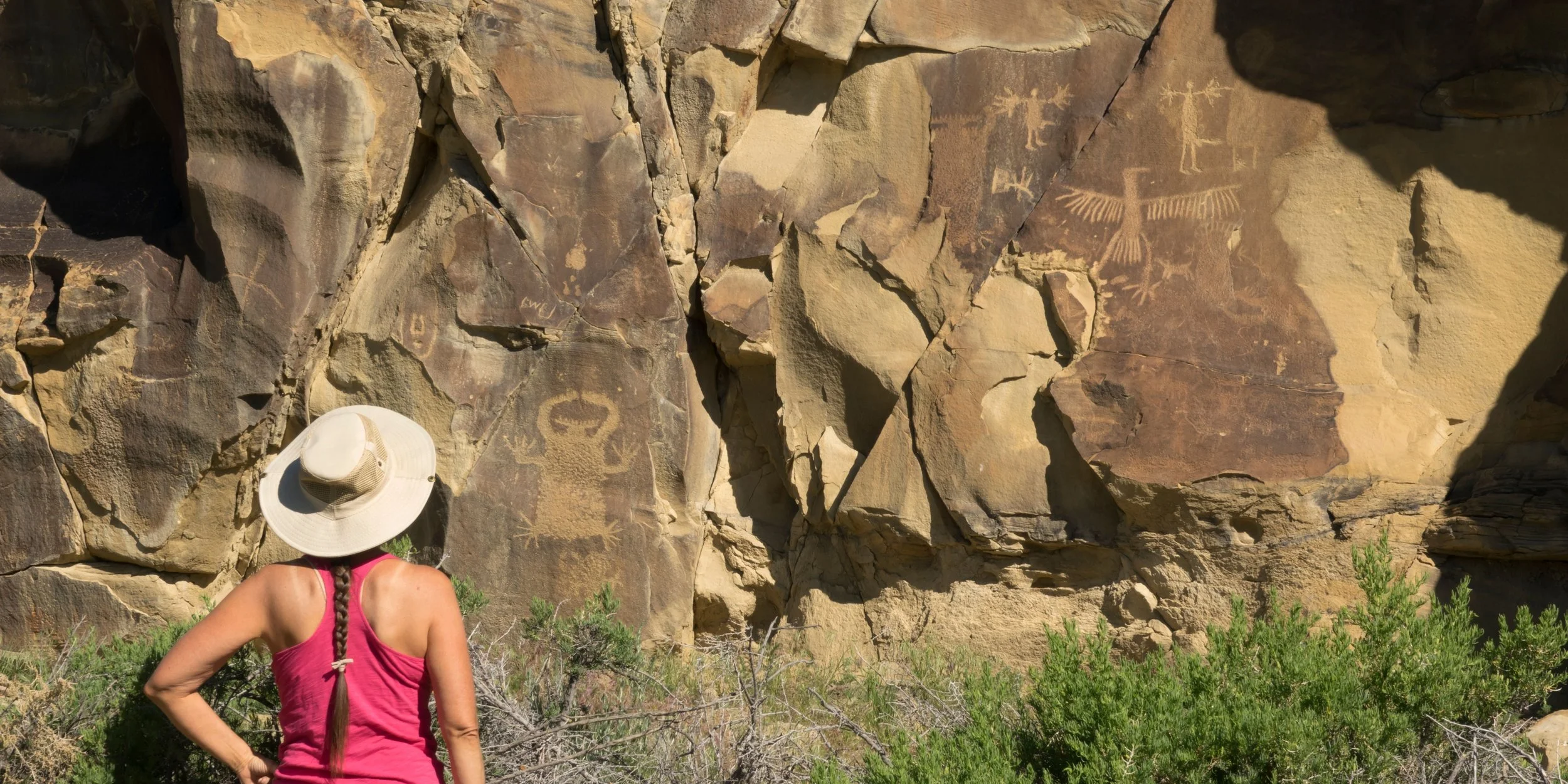 Legend Rock Petroglyphs- Native American History in Wyoming — Meeteetse ...