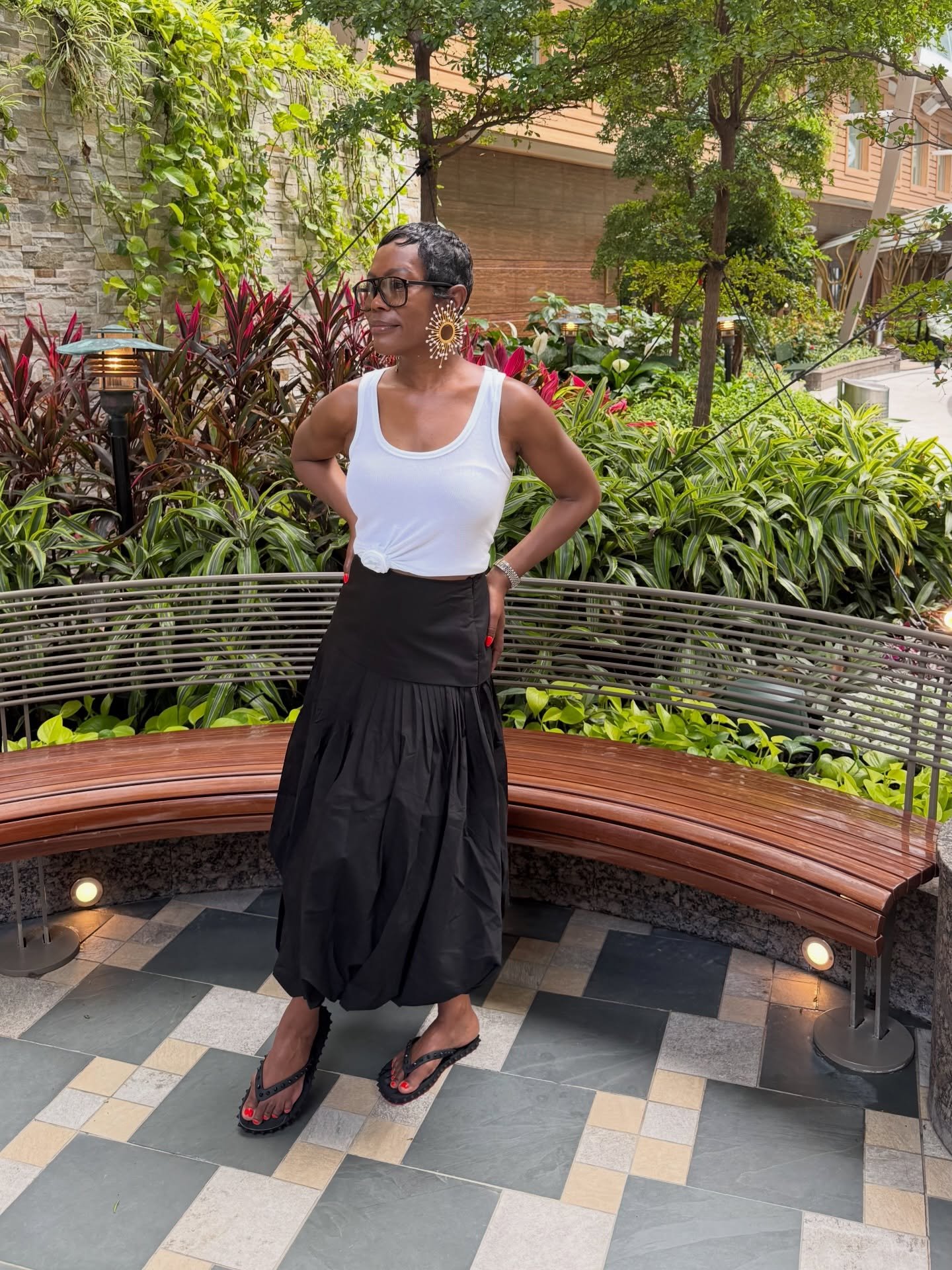 Sundays after a vacation hit a little differently. You&rsquo;re caught between holding onto those slow, carefree moments and quietly preparing for the rhythm of real life again.
Today isn&rsquo;t about rushing back it&rsquo;s about easing in. Unpack 