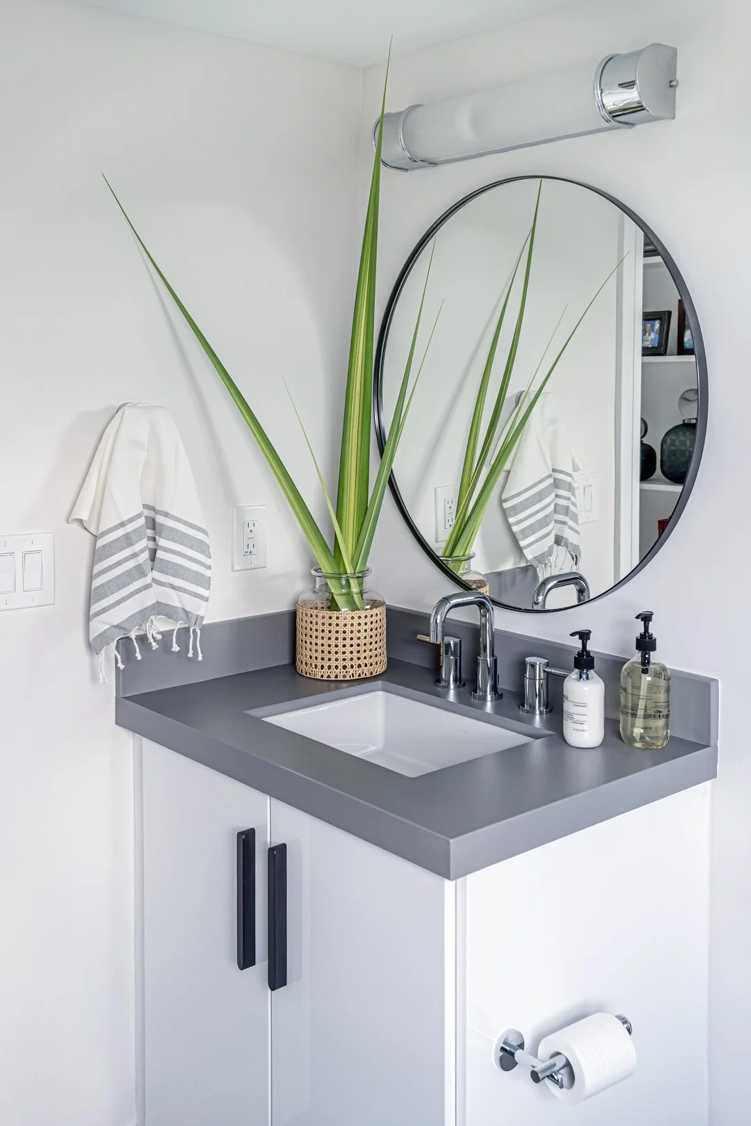 Talbert1000L-Detail-060Low-Res.jpg