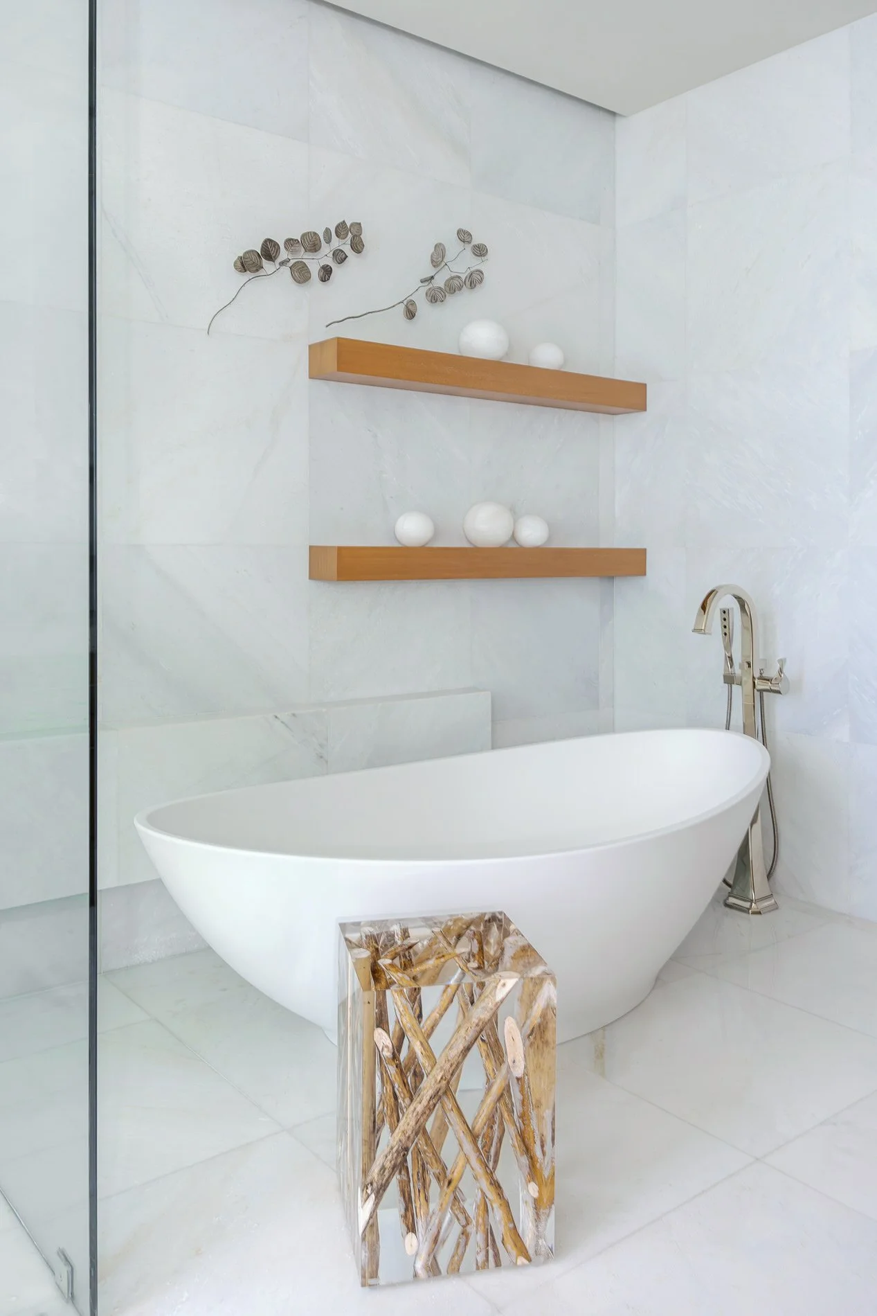 24-4521-Master-Bath008-LR.jpg