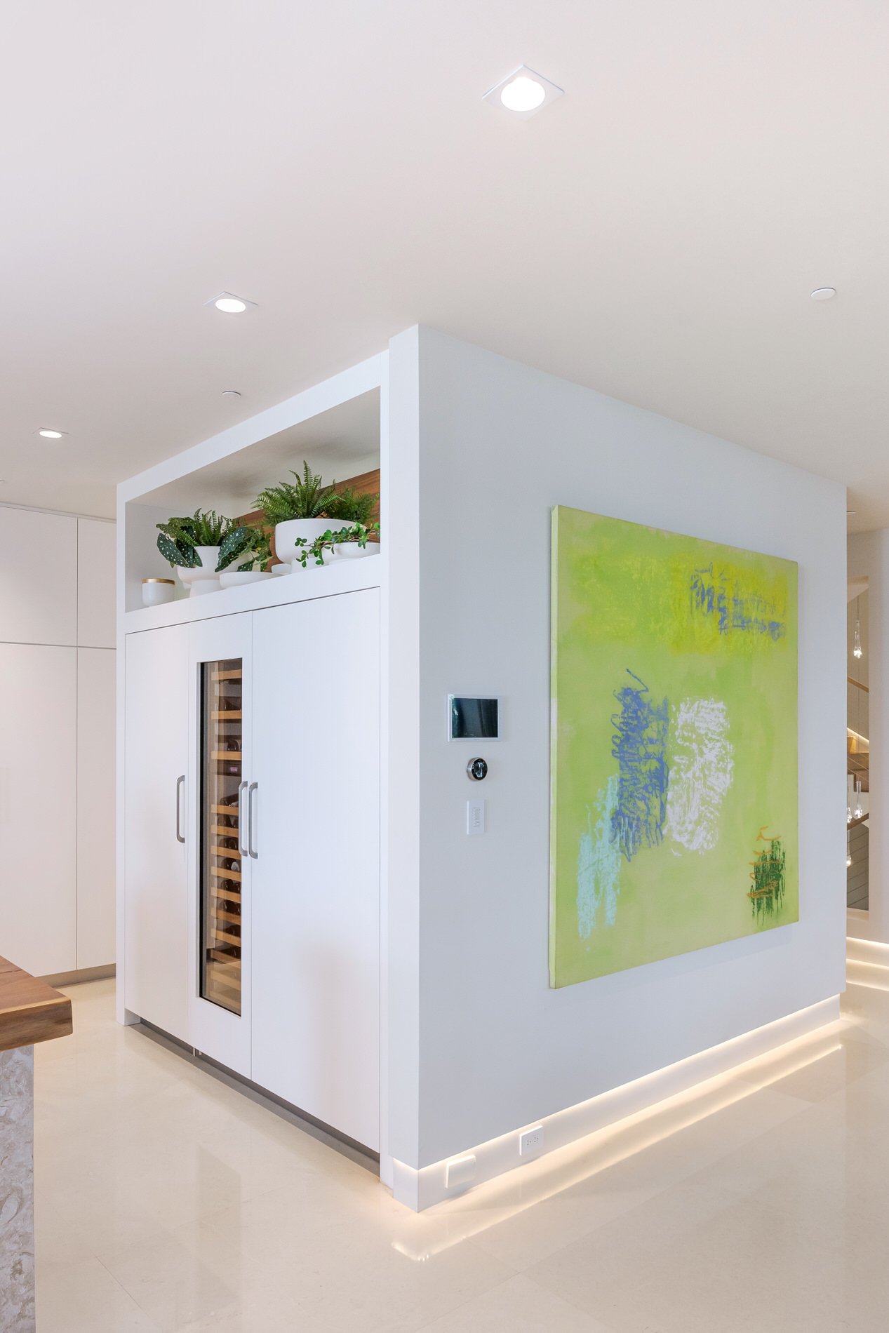 24-4521-Kitchen-002-LR.jpg
