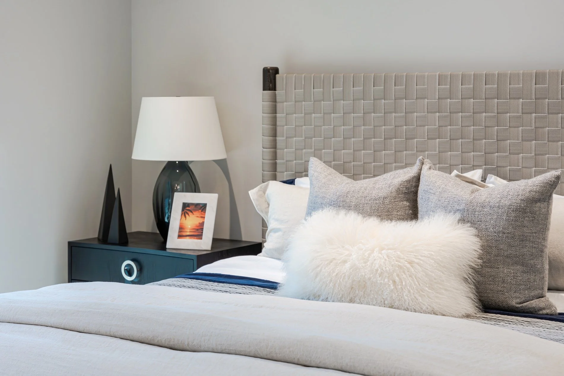 24-4521-Bed2-002-LR - Copy.jpg