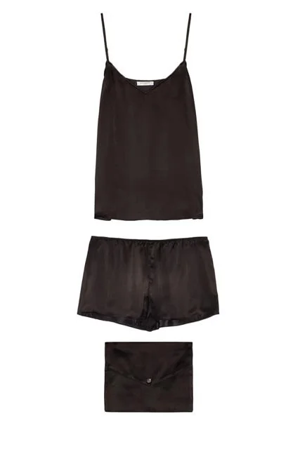L12-E995_TRUEBLACK15619.jpg
