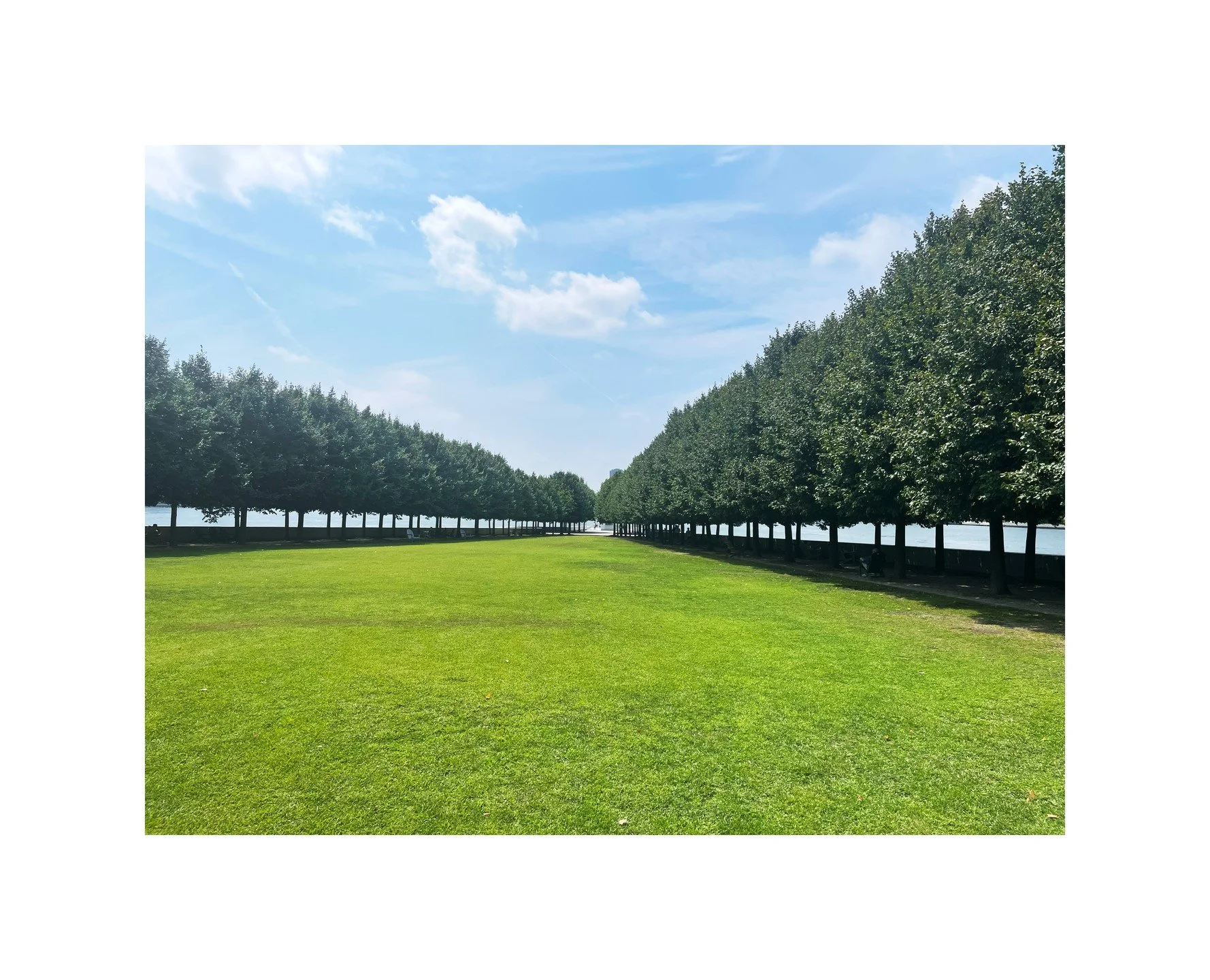 Four Freedoms Park / The Long Lawn